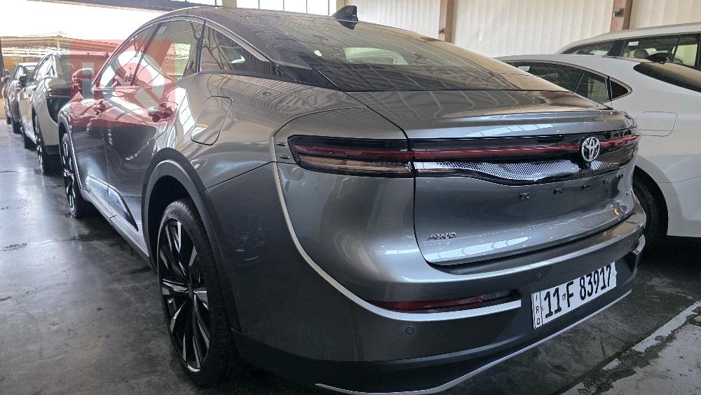 تۆیۆتا کراون